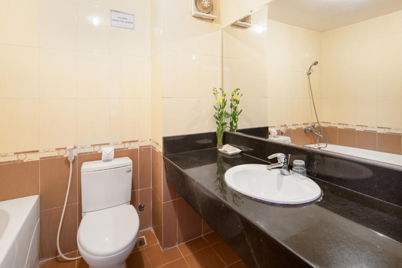 Thanh Lan Riverside Hotel Da Nang Bagian luar foto