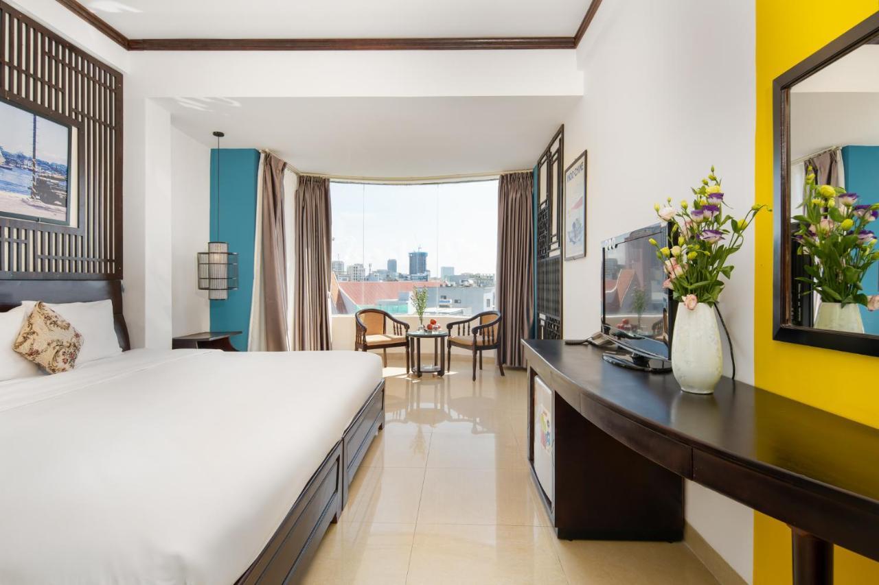 Thanh Lan Riverside Hotel Da Nang Bagian luar foto