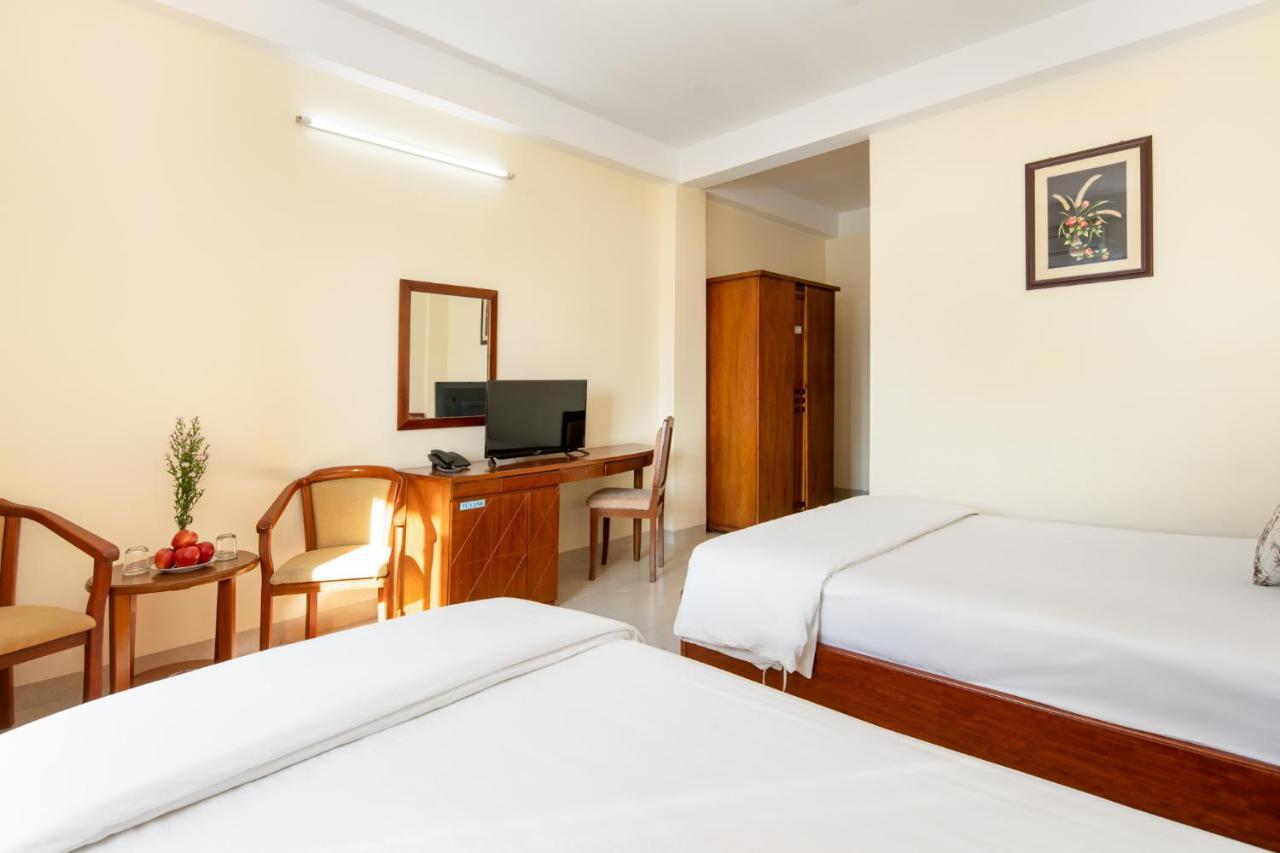 Thanh Lan Riverside Hotel Da Nang Bagian luar foto