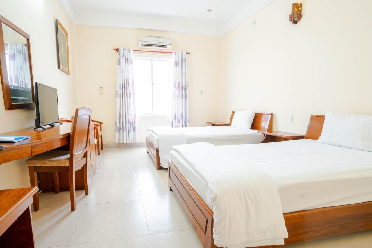 Thanh Lan Riverside Hotel Da Nang Bagian luar foto