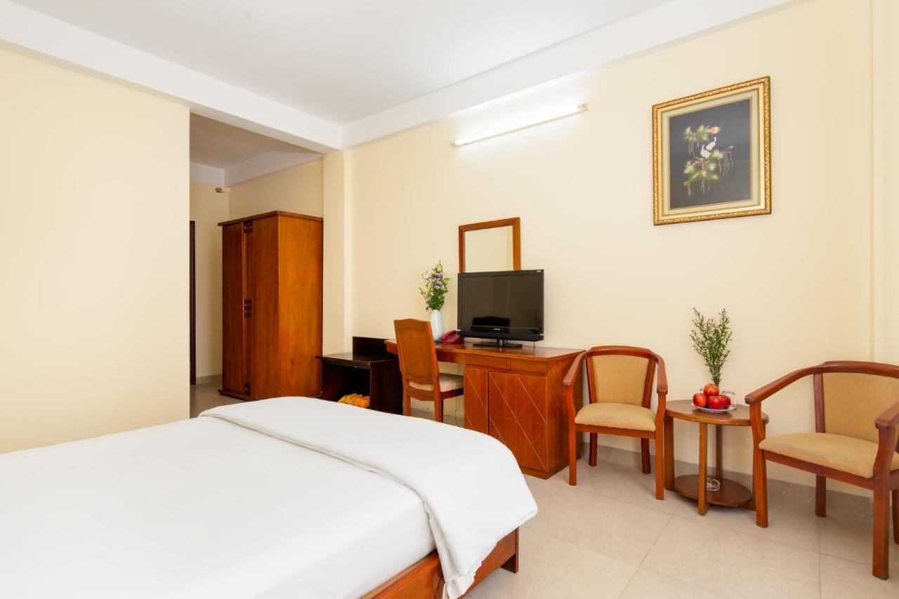 Thanh Lan Riverside Hotel Da Nang Bagian luar foto